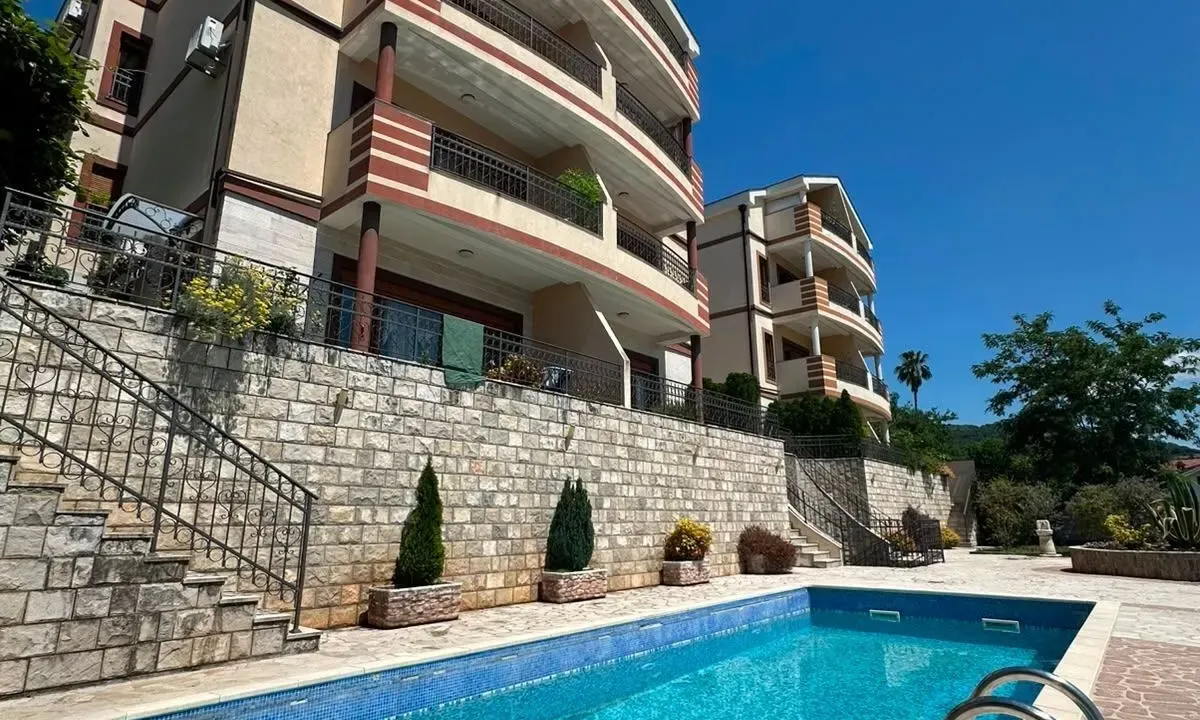 Sale, two bedroom apartment, 88m², Zelenika, Herceg Novi