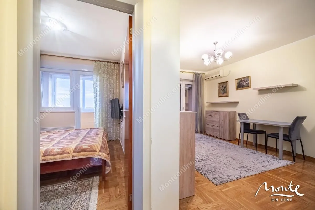 Prodaja, dvosoban stan, 55m², Bečići, Budva