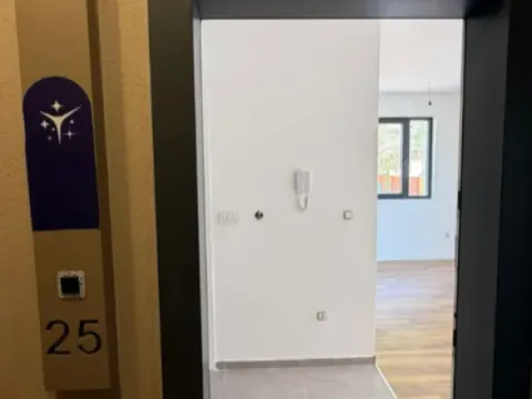 Sale, one bedroom apartment, 36m², Podkošljun, Budva - image 7