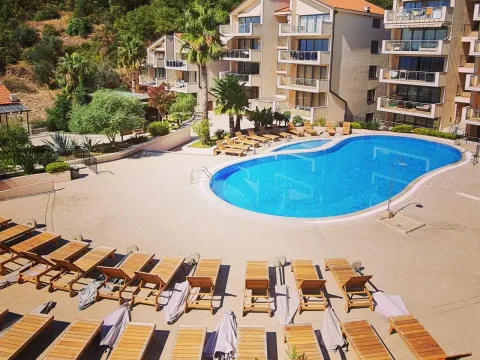 Prodaja, jednosoban stan, 47m², Pržno, Budva - image 4