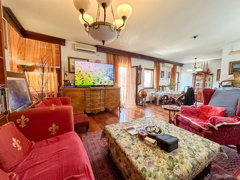 Sale, three bedroom apartment, 136m², Gorica C, Podgorica