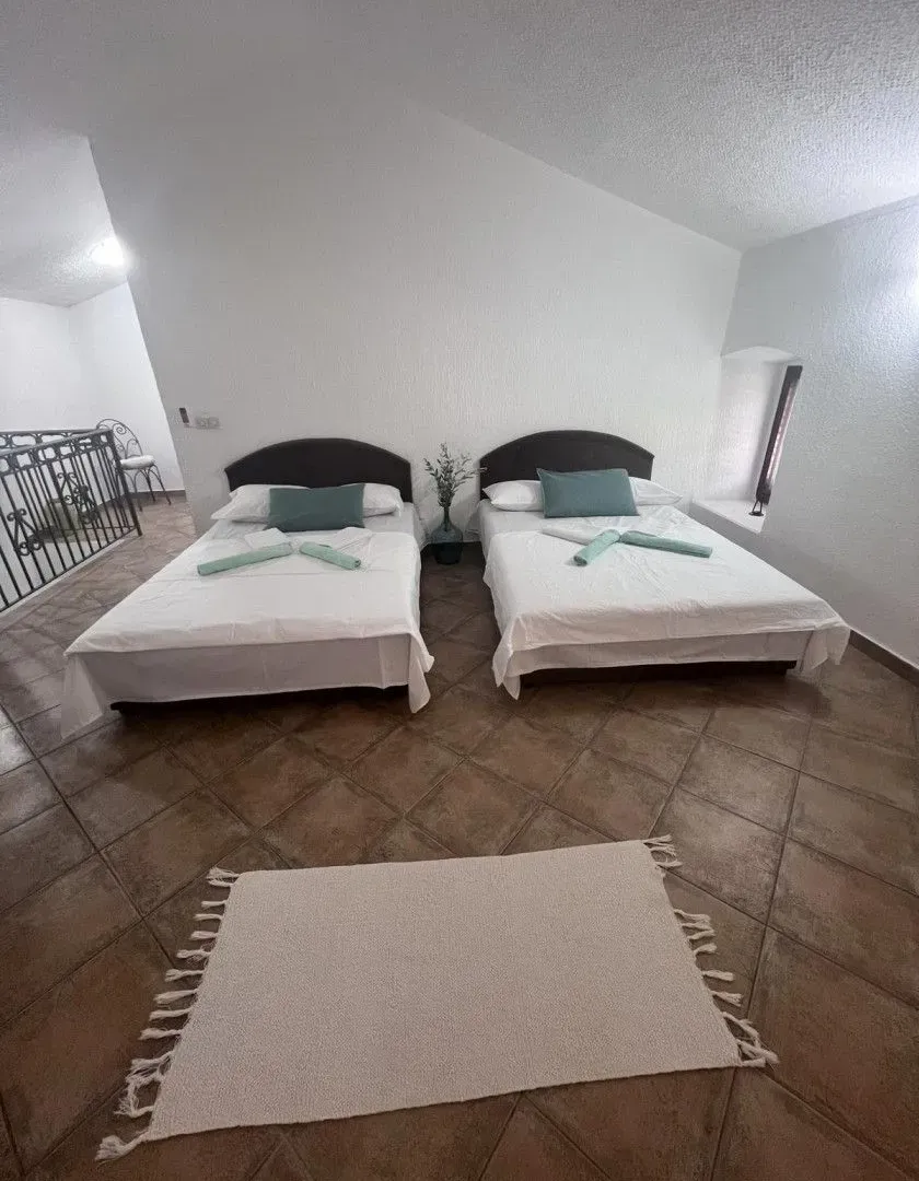 Sale, house, 443m², Reževići, Budva