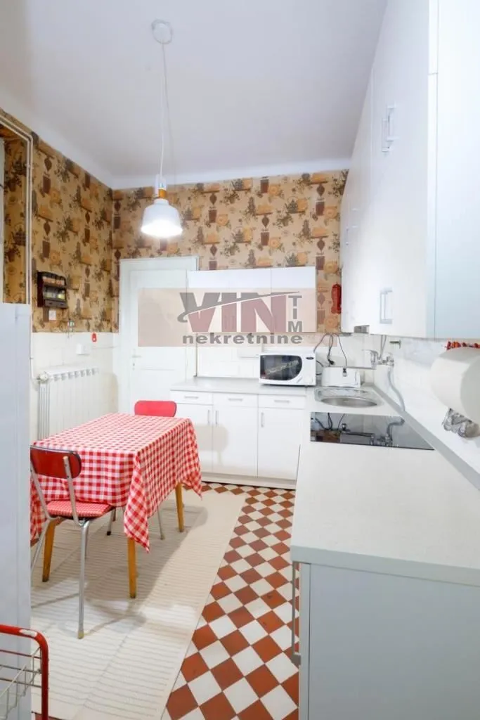 Prodaja, stan, 121m², Stari Grad, Beograd
