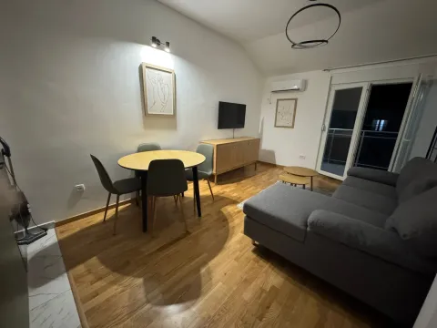 Izdavanje, jednosoban stan, 46m², Podgorica, Crna Gora - image 11