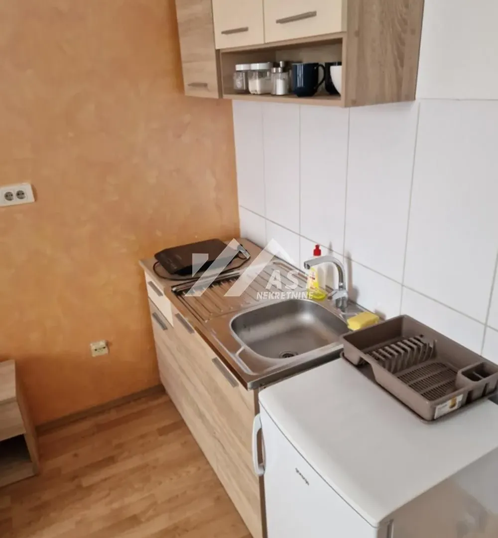 Rent, apartment, 30m², Bulevar Oslobodjenja, Novi Sad Sve Podlokacije