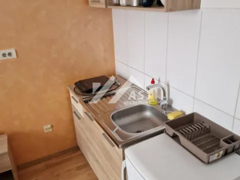 Izdavanje, stan, 30m², Bulevar Oslobodjenja, Novi Sad Sve Podlokacije - image 5