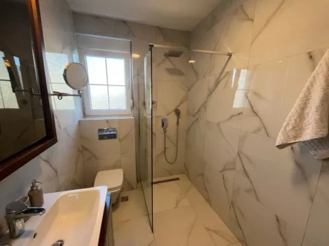 Prodaja, jednosoban stan, 40m², Dalmatinska ulica, Podgorica - image 2