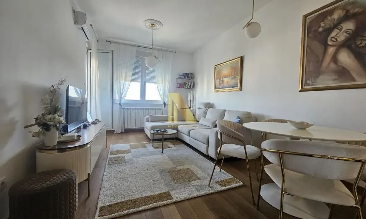 Prodaja, jednosoban stan, 44m², Bulevar Evrope, Novi Sad Sve Podlokacije