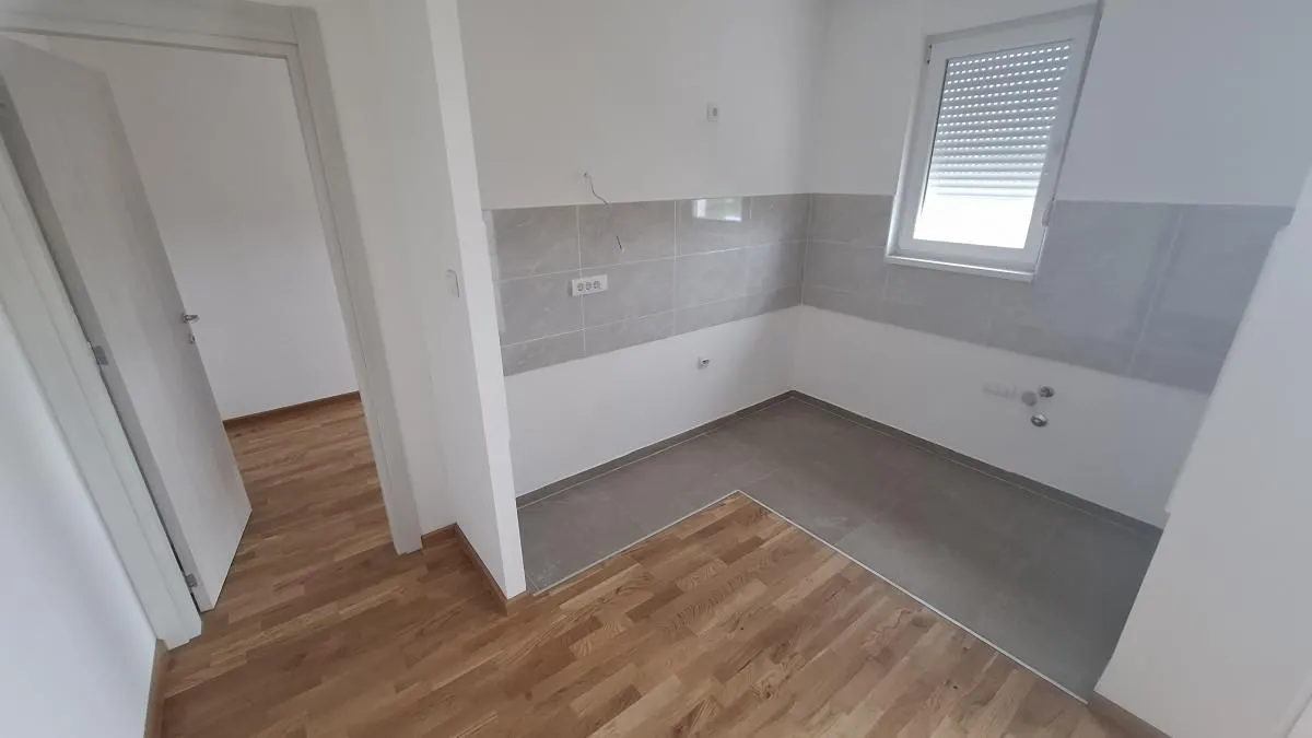 Rent, two bedroom apartment, 48m², Petrovaradin, Novi Sad