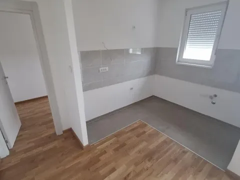 Rent, two bedroom apartment, 48m², Petrovaradin, Novi Sad - image 3