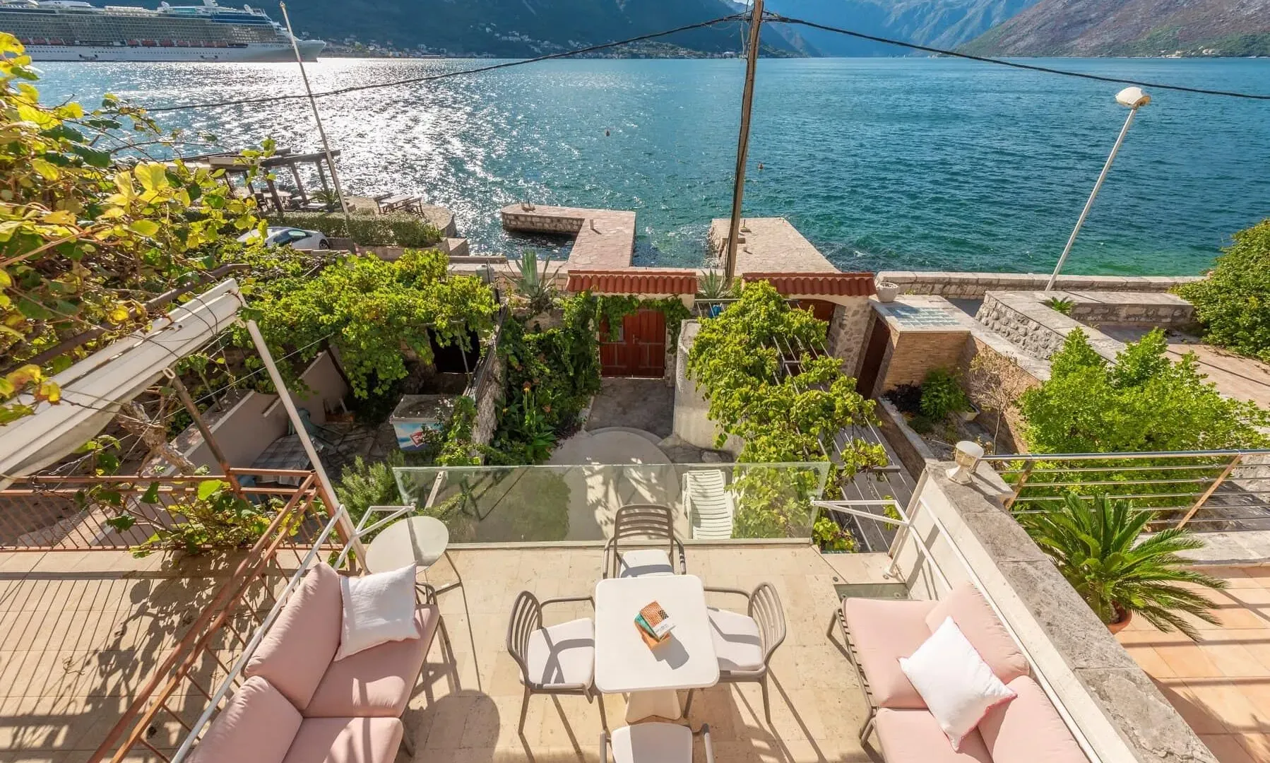 Prodaja, kuća, 232m², Kotor, Crna Gora