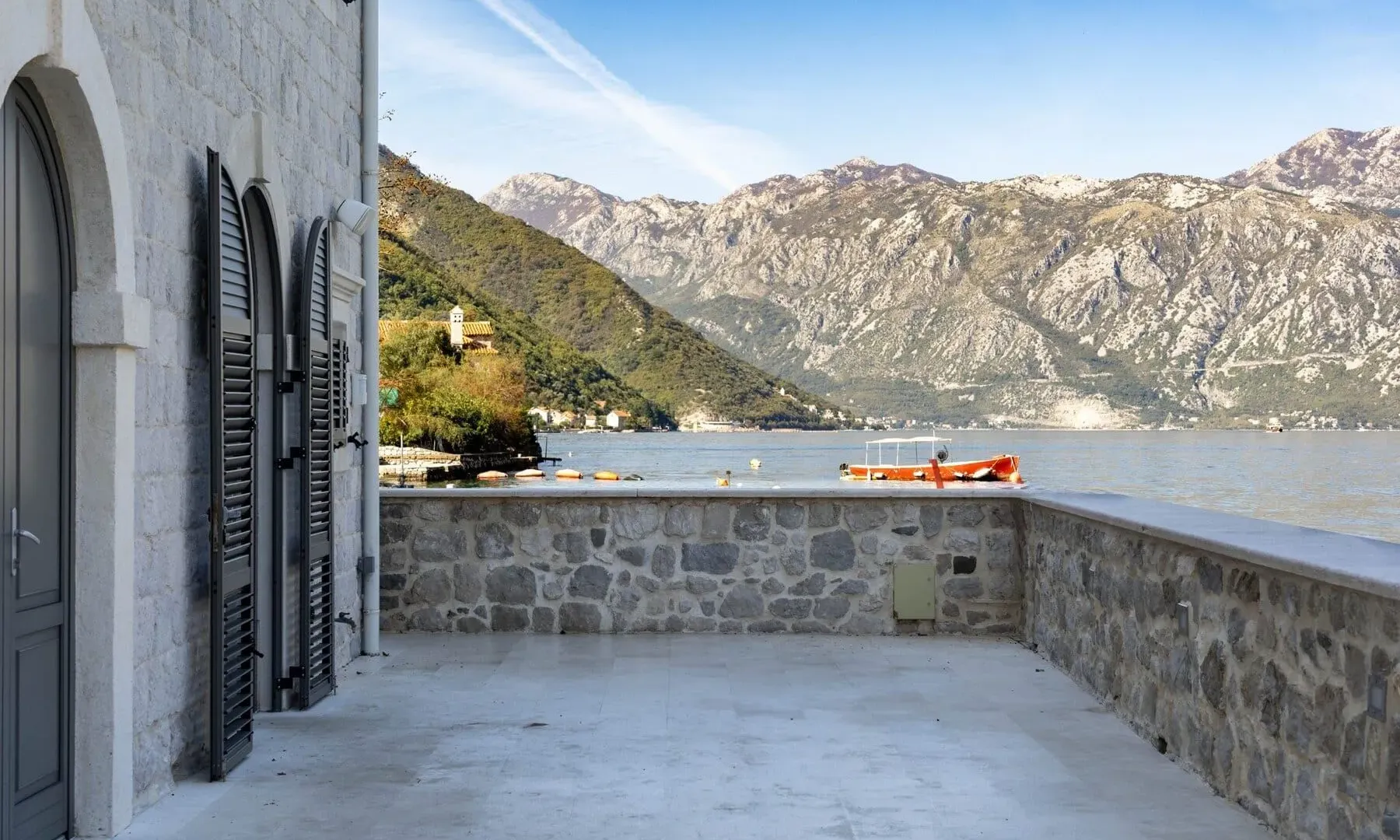 Prodaja, ugostiteljski objekat, 731m², Stoliv, Kotor