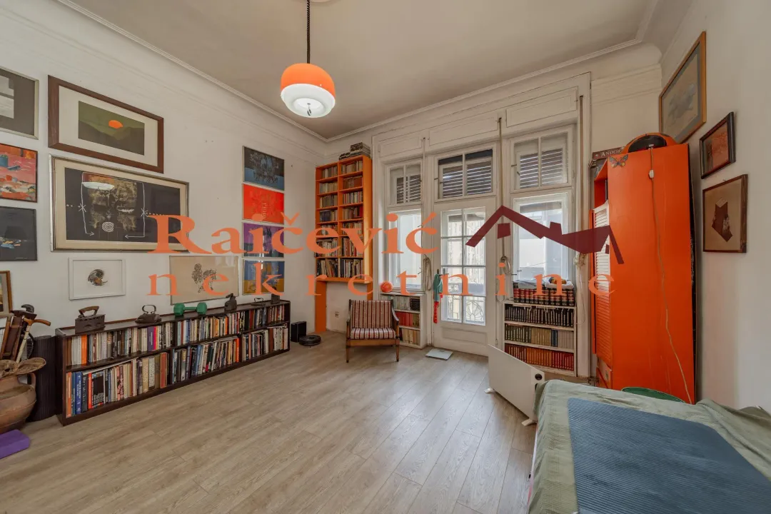 Prodaja, četvorosoban stan, 139m², Stari Grad, Beograd