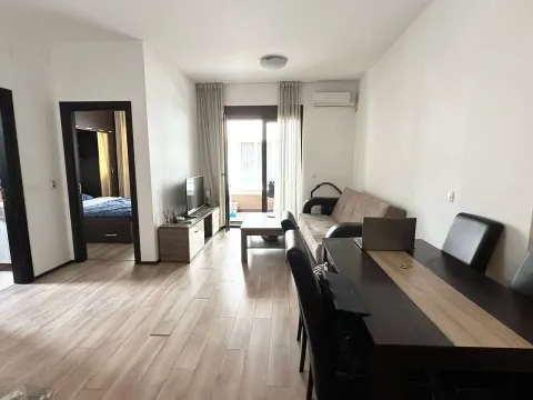 Sale, one bedroom apartment, 43m², Centar, Budva - image 1