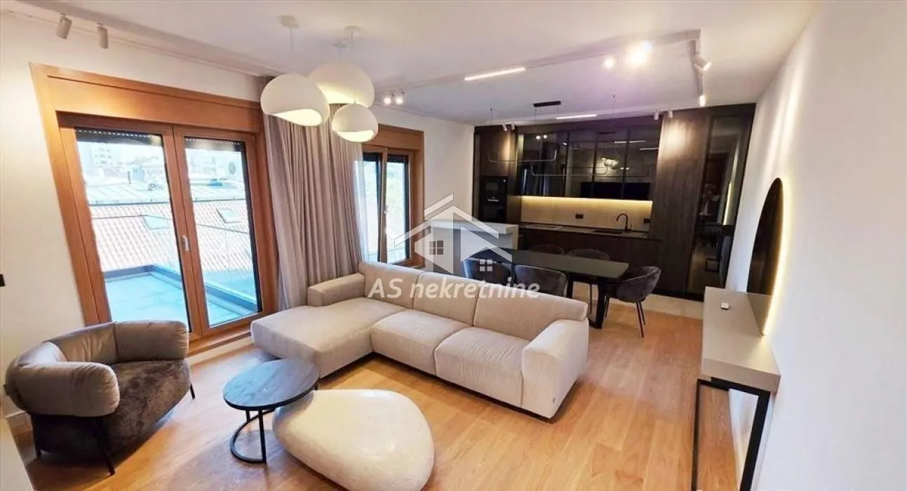 Izdavanje, trosoban stan, 95m², Savski Venac, Beograd
