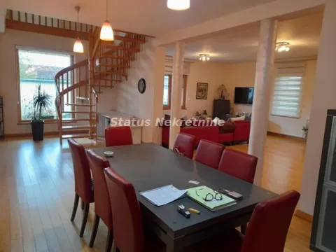 Prodaja, kuća, 775m², Temerin, Novi Sad