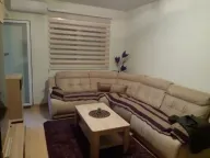 Izdavanje, jednosoban stan, 45m², City Kvart, Podgorica - image 1