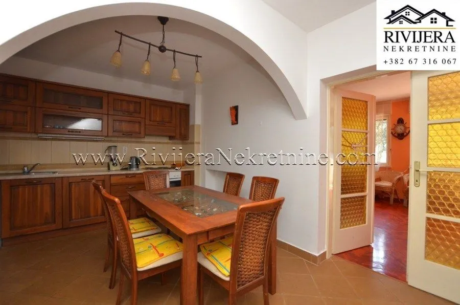 Prodaja, dvosoban stan, 79m², Centar, Herceg Novi