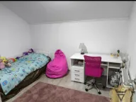 Izdavanje, kuća, 160m², Surčin, Beograd - image 12