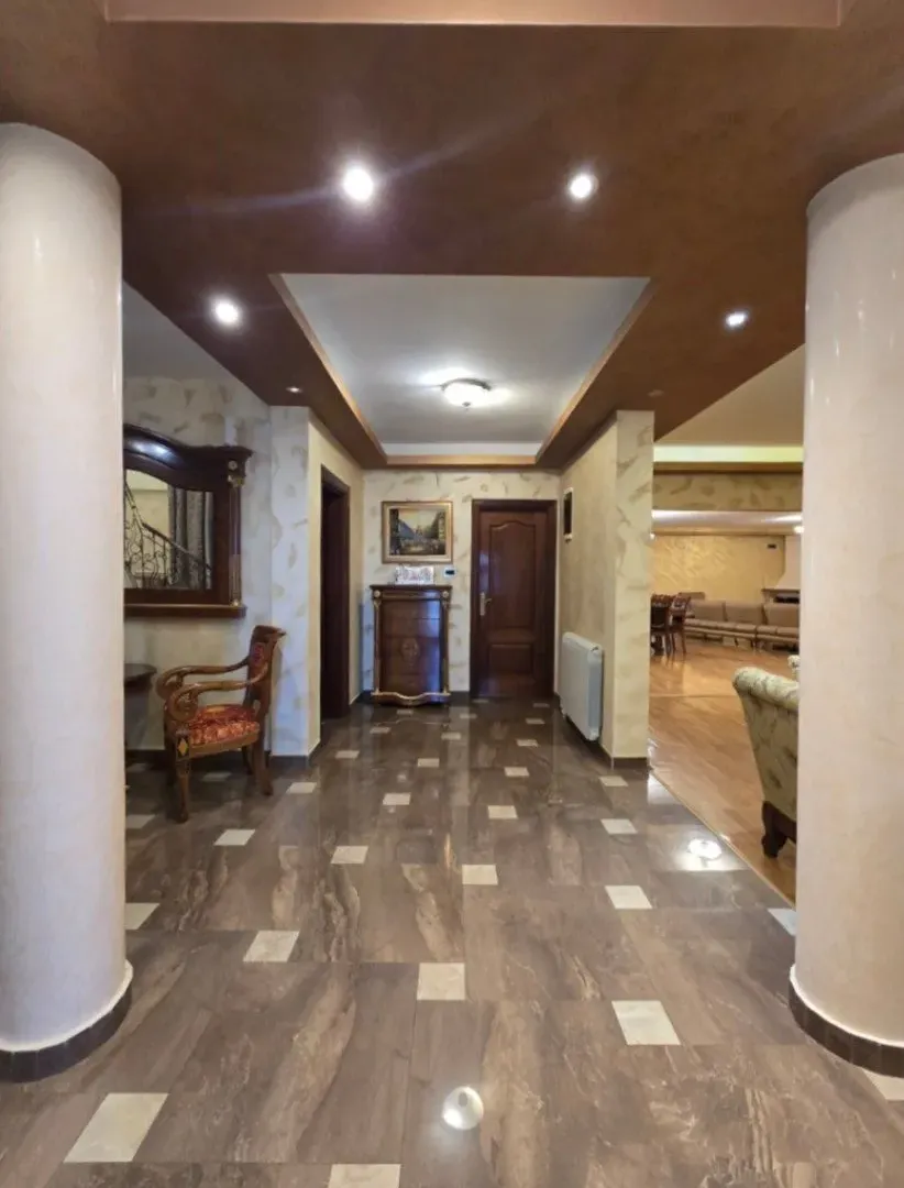 Sale, house, 300m², Tuzi, Podgorica