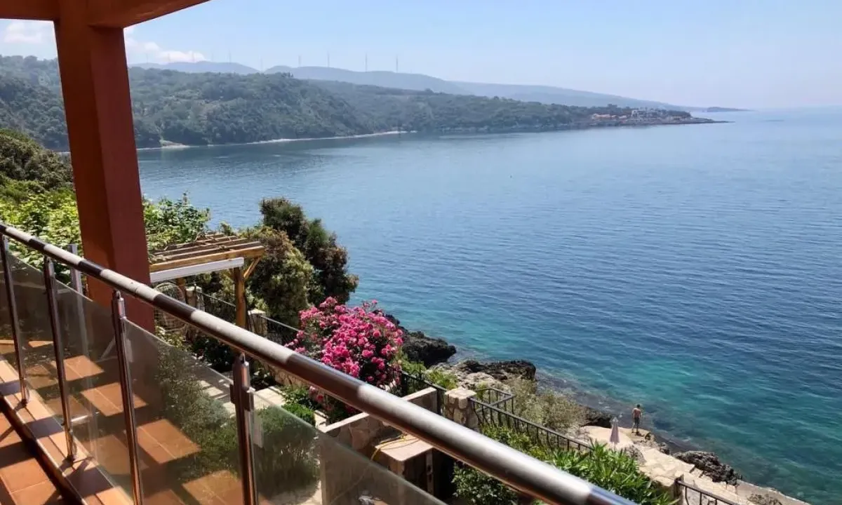 Sale, two bedroom apartment, 89m², Dobre Vode, Bar