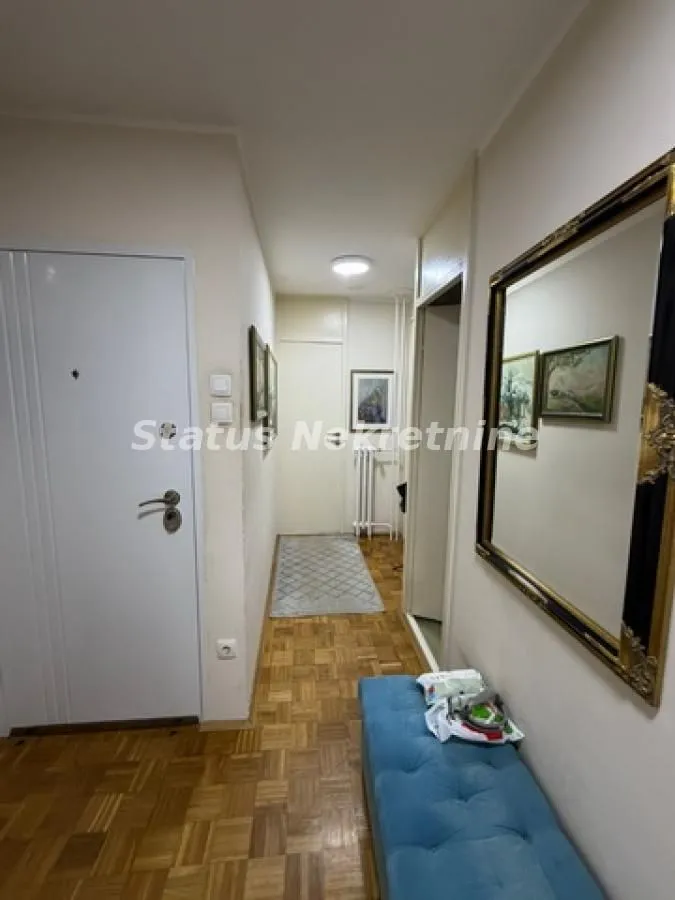 Prodaja, dvosoban stan, 76m², Novo naselje, Novi Sad