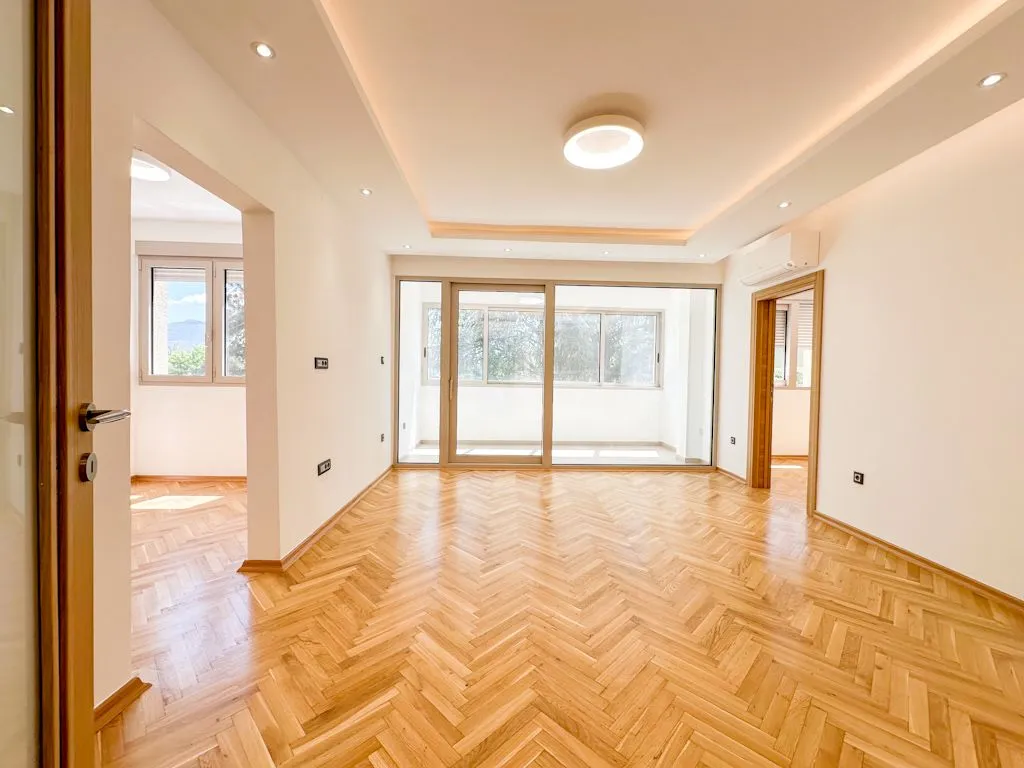 Rent, office space, 106m², Gintaš, Podgorica