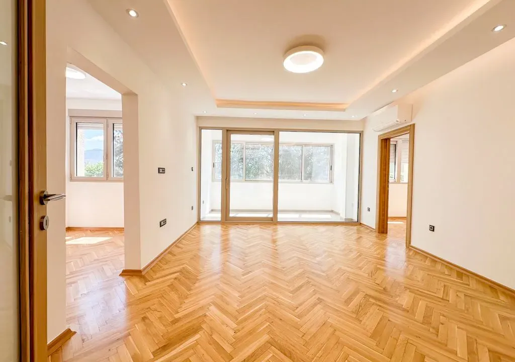 Rent, office space, 106m², Gintaš, Podgorica