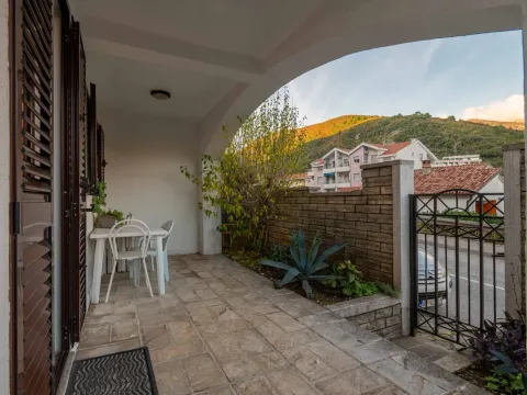 Prodaja, stan, 102m², Budva, Crna Gora - image 8