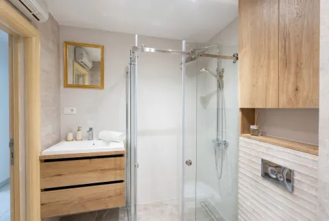 Prodaja, dvosoban stan, 89m², Bečići, Budva - image 7