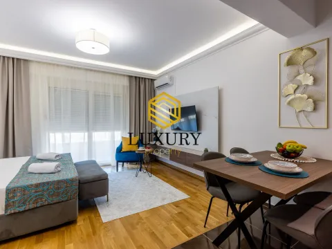 Sale, one bedroom apartment, 48m², Bečići, Budva - image 12