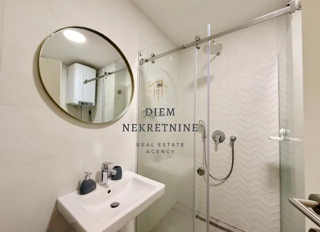 Rent, studio apartment, 36m², Centar, Bar