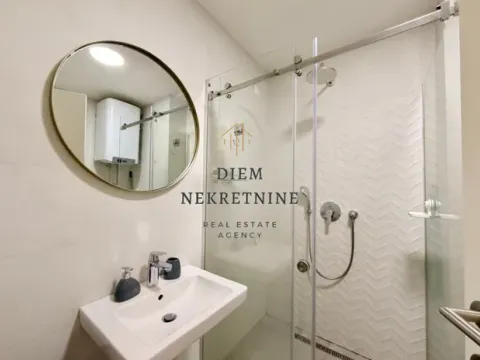 Rent, studio apartment, 36m², Centar, Bar - image 2