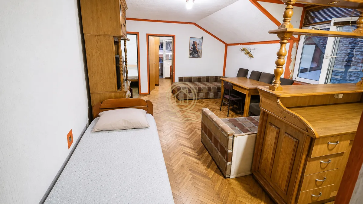 Izdavanje, dvosoban stan, 65m², Petrovaradin, Novi Sad