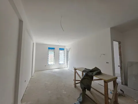 Prodaja, jednosoban stan, 42m², Budva, Crna Gora - image 2