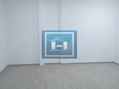 Izdavanje,  poslovni prostor, 25m2, Vranje