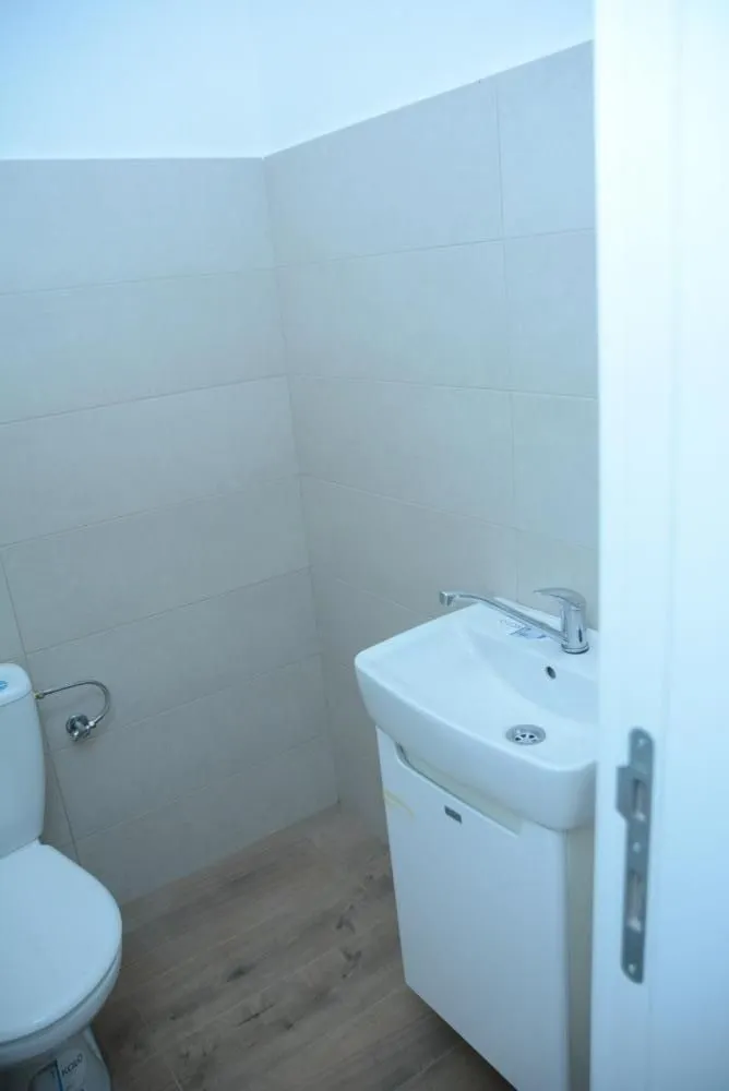 Sale, office space, 78m², Cvetkova Pijaca, Zvezdara Sve Podlokacije