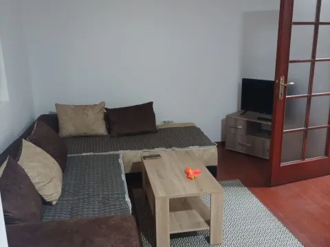 Rent, one bedroom apartment, 49m², Sutomore, Bar - image 6