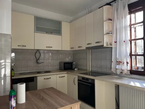 Izdavanje, kuća, 300m², Dedinje Beli Dvor, Dedinje Sve Podlokacije - image 7