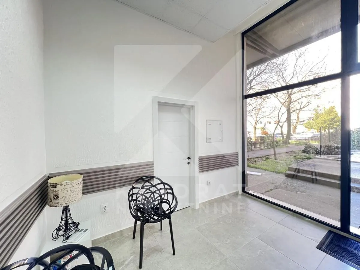 Rent, office space, 50m², Gintaš, Podgorica