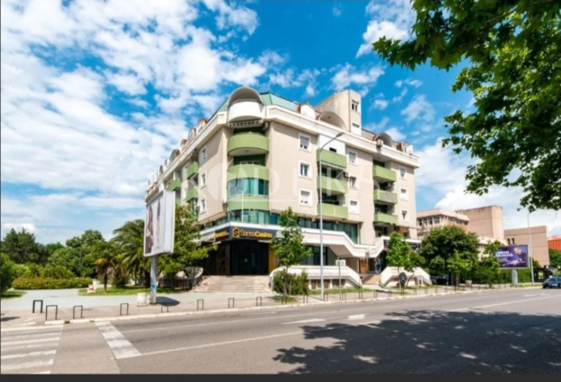 Prodaja, dvosoban stan, 90m², Podgorica, Crna Gora