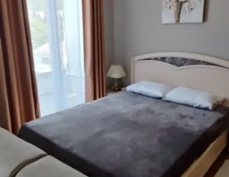 Rent, one bedroom apartment, 55m², Budva, Crna Gora - image 7