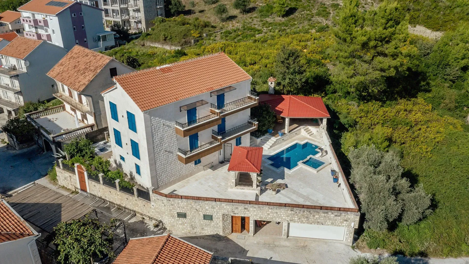 Prodaja, kuća, 240m², Kava, Tivat