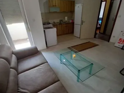 Rent, apartment, 55m², Podgorica, Crna Gora - image 1