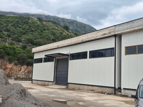 Rent, office space, 400m², Zaljevo, Bar - image 3