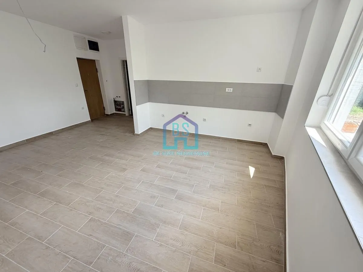 Prodaja, jednosoban stan, 38m², Adice, Novi Sad Sve Podlokacije