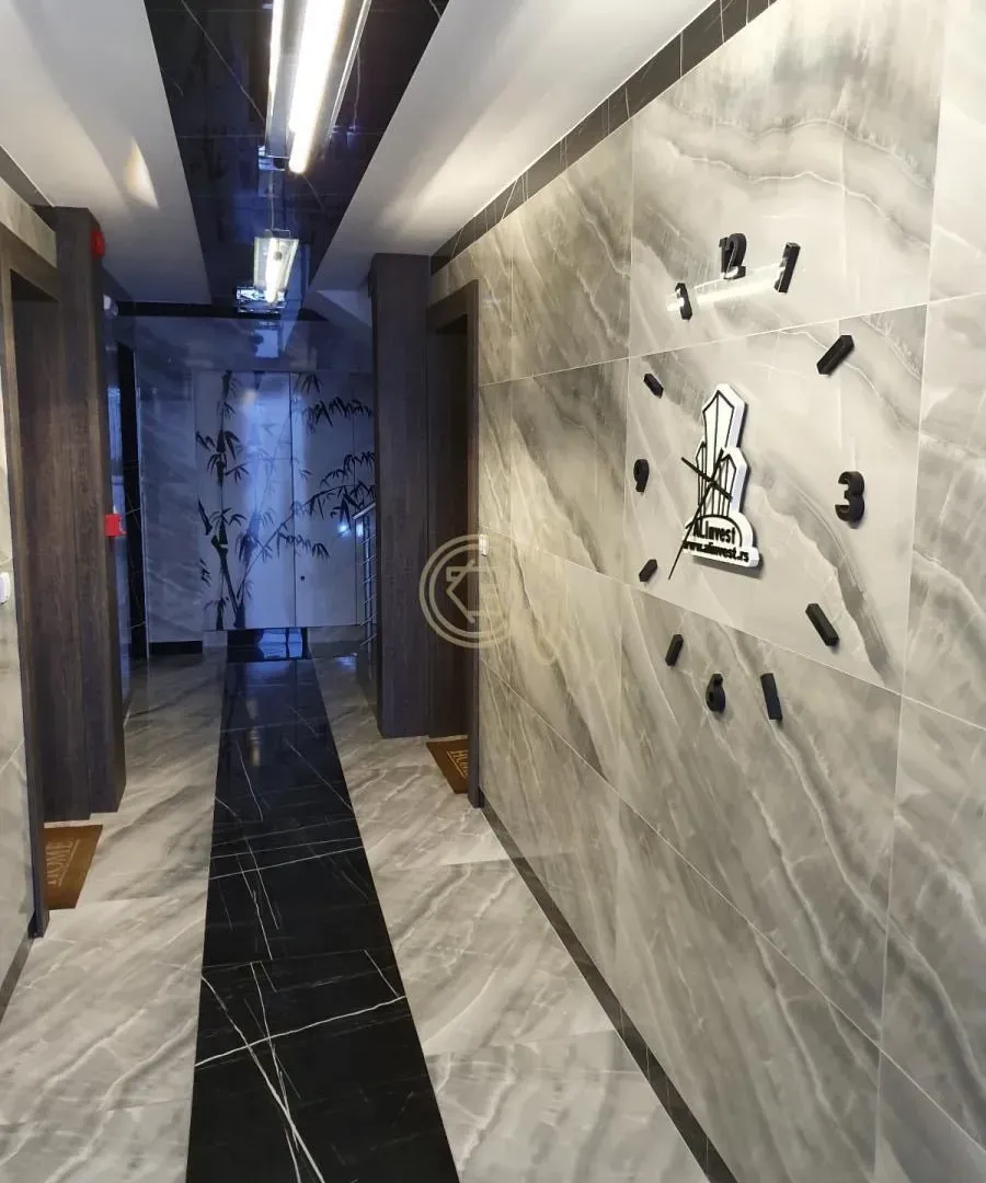 Izdavanje, jednosoban stan, 37m², Čubura, Beograd