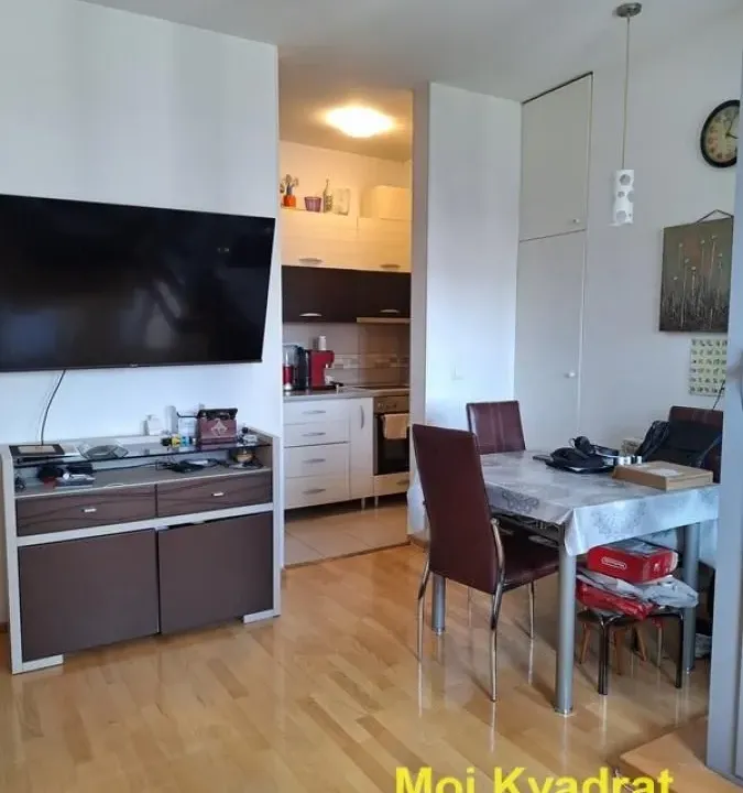 Prodaja, dvosoban stan, 44m², Stari Grad, Beograd