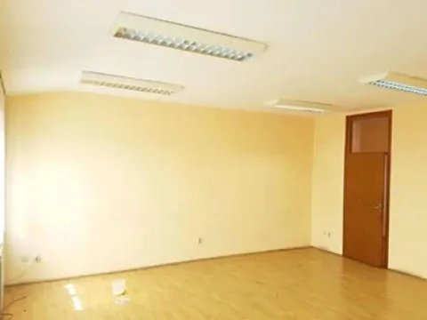 Izdavanje, poslovni prostor, 630m², Čukarica, Beograd - image 10