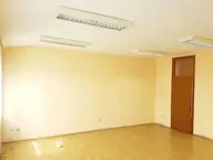 Izdavanje, poslovni prostor, 630m², Čukarica, Beograd - image 10